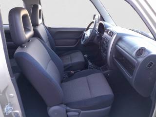 SUZUKI Jimny usata, con Ruota di riserva