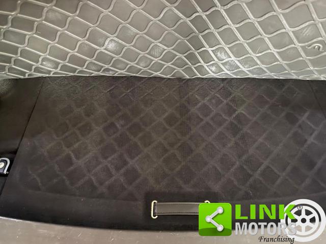 LAND ROVER Range Rover Velar usata, con Vivavoce