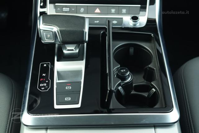 AUDI Q8 usata, con Riconoscimento dei segnali stradali