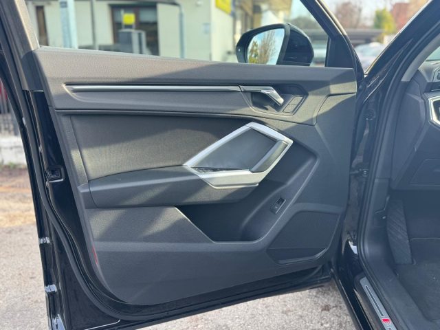 AUDI Q3 usata, con Vetri oscurati