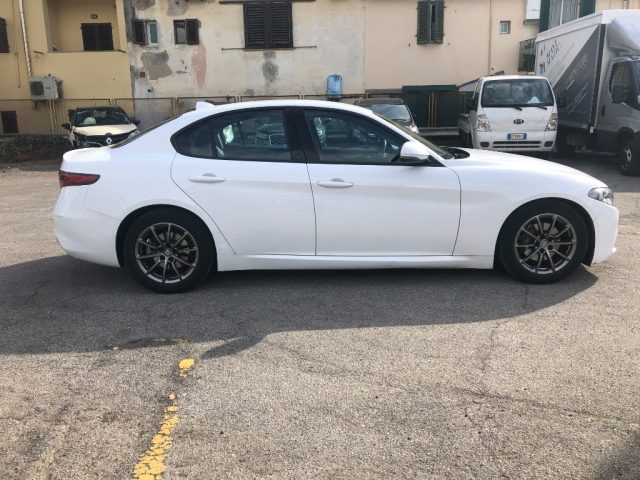 ALFA ROMEO Giulia usata, con Climatizzatore