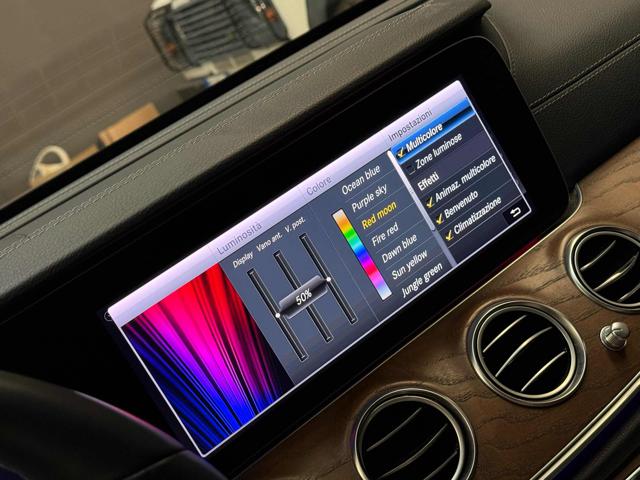 MERCEDES-BENZ E 220 usata, con Volante in pelle