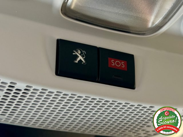 PEUGEOT 2008 usata, con Volante in pelle