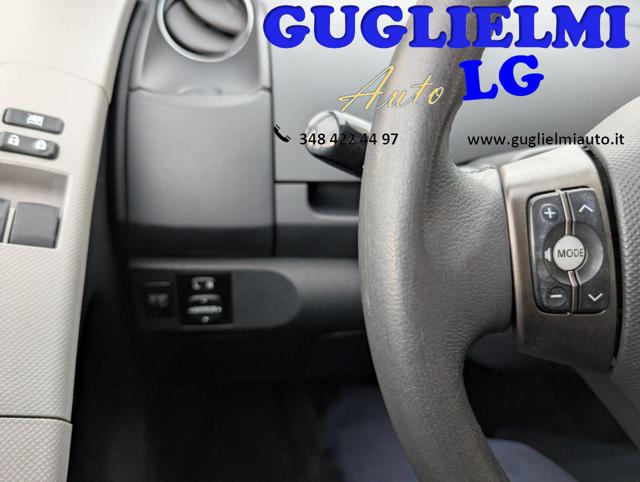 TOYOTA Yaris usata, con Autoradio