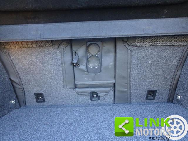 VOLKSWAGEN Tiguan usata, con Autoradio digitale