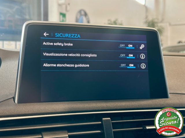 PEUGEOT 3008 usata, con Park Distance Control