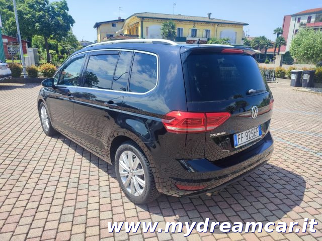 VOLKSWAGEN Touran usata, con Chiusura centralizzata