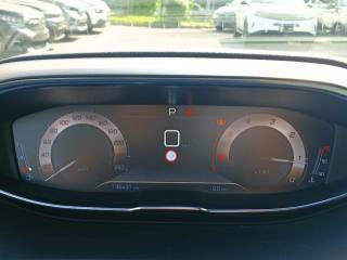 PEUGEOT 5008 usata, con Autoradio
