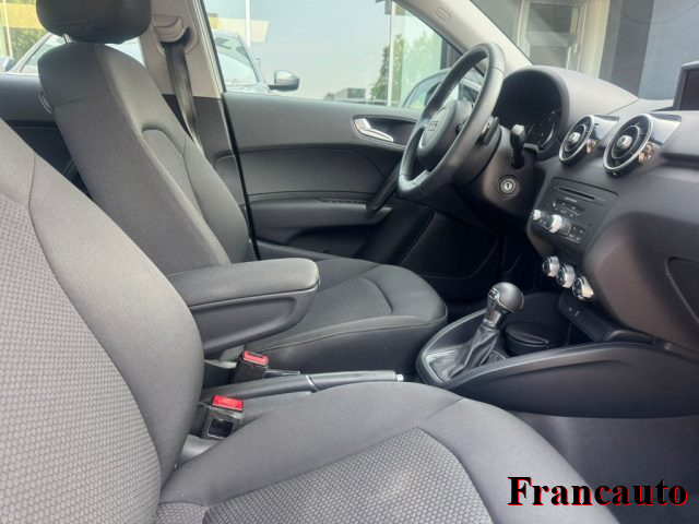AUDI A1 usata, con Autoradio