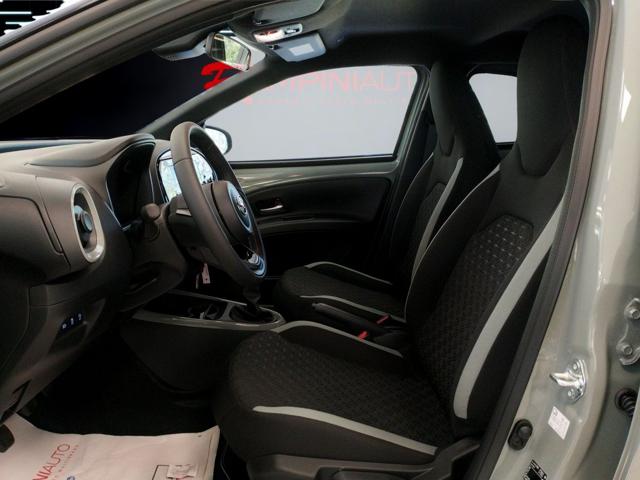 TOYOTA Aygo X usata 14