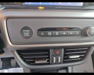 FORD Tourneo Courier usata 32