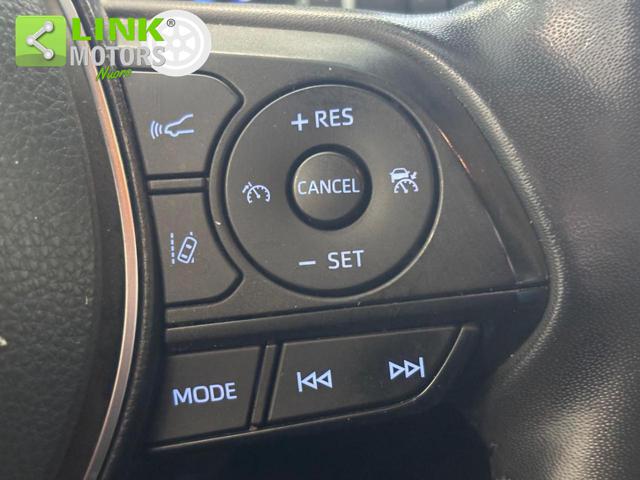 TOYOTA RAV 4 MY23 usata, con Sedile posteriore sdoppiato