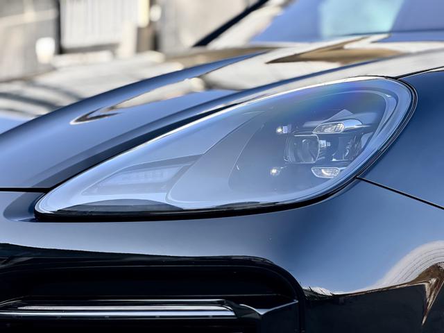 PORSCHE Cayenne usata, con Fari LED