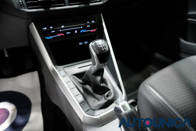 VOLKSWAGEN Polo usata, con Specchietti laterali elettrici