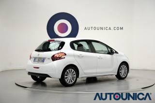 PEUGEOT 208 usata, con USB