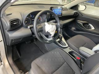 TOYOTA Yaris usata, con USB