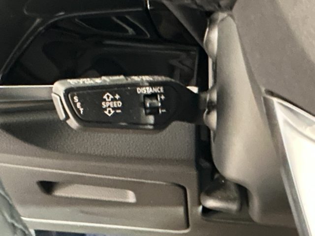 AUDI Q3 usata, con Volante in pelle