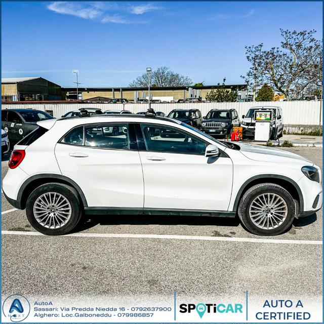 MERCEDES-BENZ GLA 200 usata, con Alzacristalli elettrici