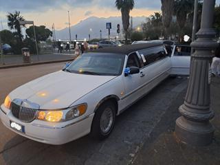 LINCOLN Town Car LIMOUSINE