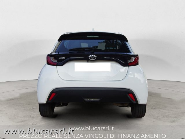 TOYOTA Yaris usata 3