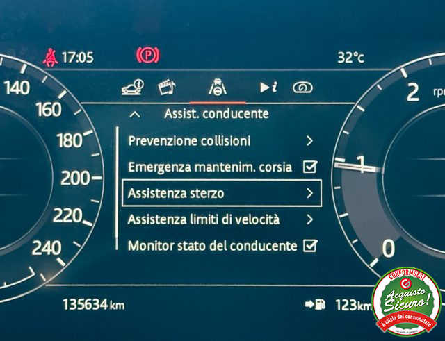 LAND ROVER Range Rover Evoque usata, con USB