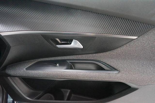PEUGEOT 5008 usata 38