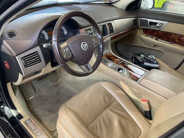 JAGUAR XF usata, con Controllo trazione