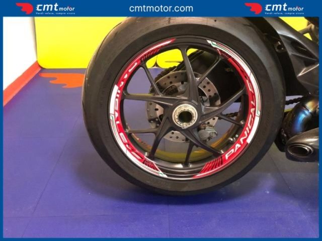 DUCATI Panigale V2 usata 13