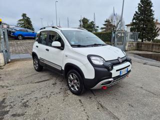 FIAT Panda Cross usata, con Alzacristalli elettrici