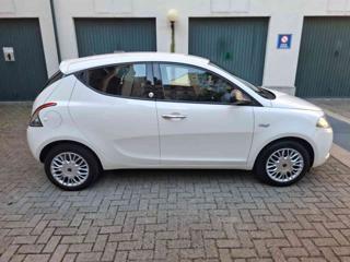LANCIA Ypsilon usata, con Chiusura centralizzata