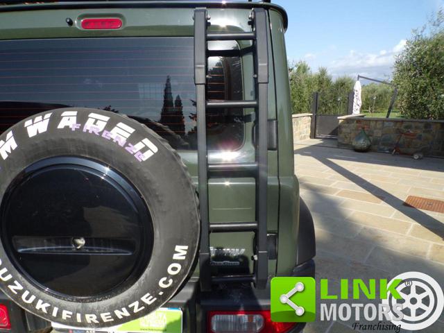SUZUKI Jimny usata, con USB