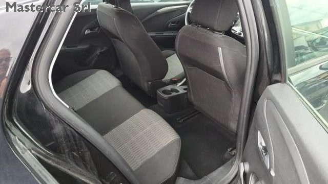 OPEL Corsa usata, con Sedile posteriore sdoppiato