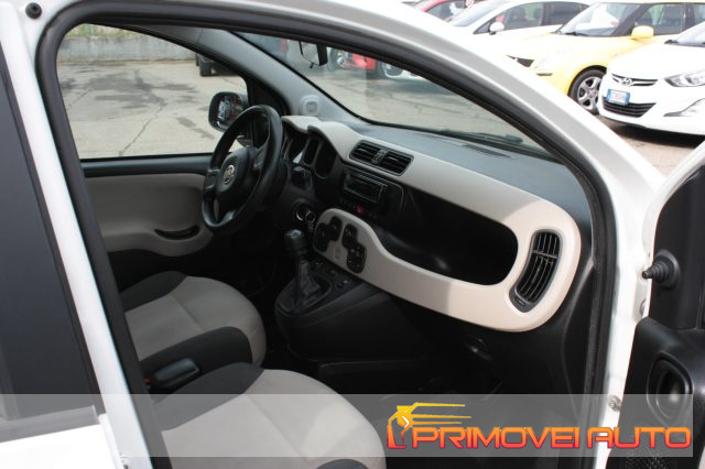 FIAT New Panda usata 18