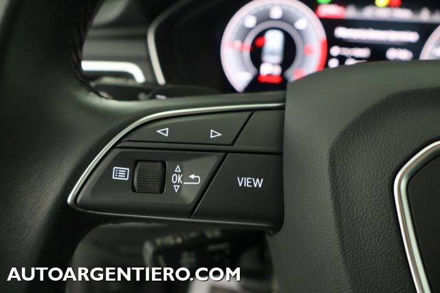 AUDI A4 usata, con Fari LED