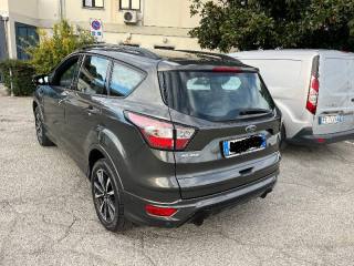 FORD Kuga usata, con Autoradio
