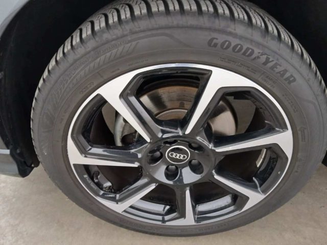 AUDI Q3 usata, con Fendinebbia