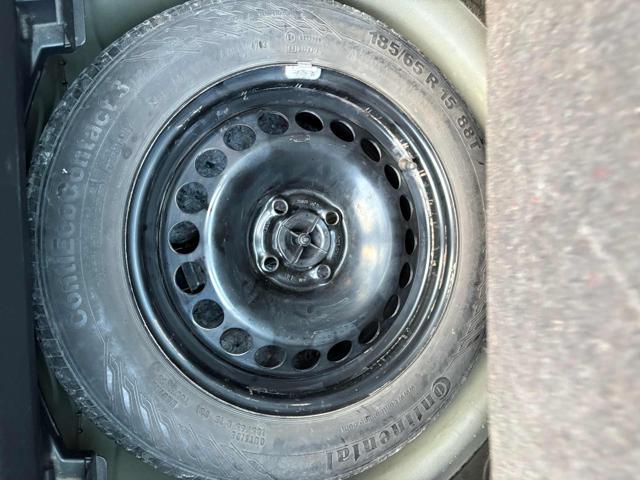 OPEL Corsa usata, con Servosterzo