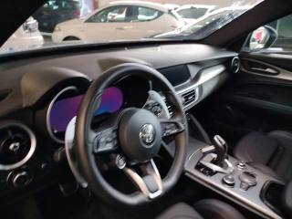 ALFA ROMEO Stelvio usata, con Sensori di parcheggio posteriori