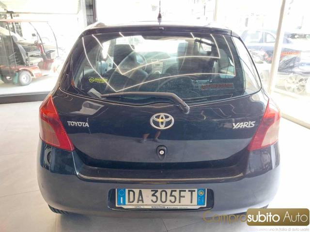 TOYOTA Yaris usata, con Chiusura centralizzata