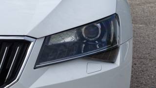 SKODA Superb usata, con Bracciolo
