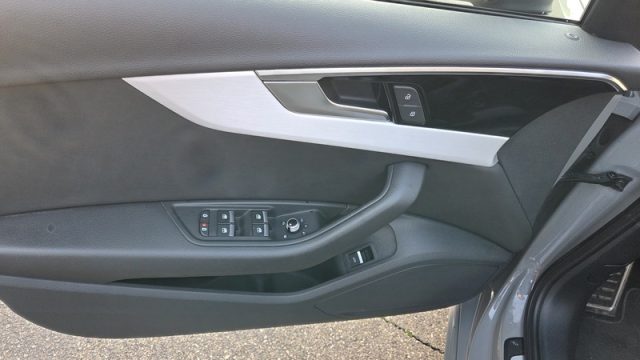 AUDI A4 usata, con Interni in pelle