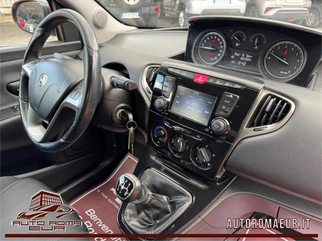LANCIA Ypsilon usata, con Volante multifunzione