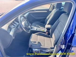 VOLKSWAGEN Passat Variant usata, con Alzacristalli elettrici