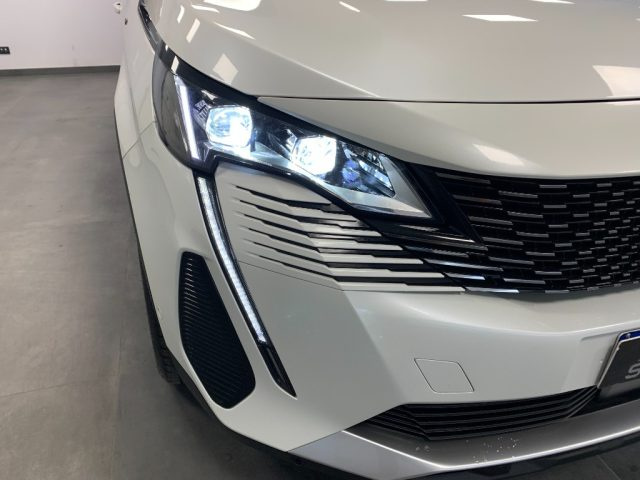 PEUGEOT 3008 usata, con USB