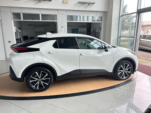 TOYOTA C-HR usata, con Alzacristalli elettrici