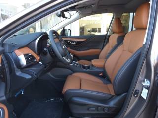 SUBARU OUTBACK usata, con Autoradio