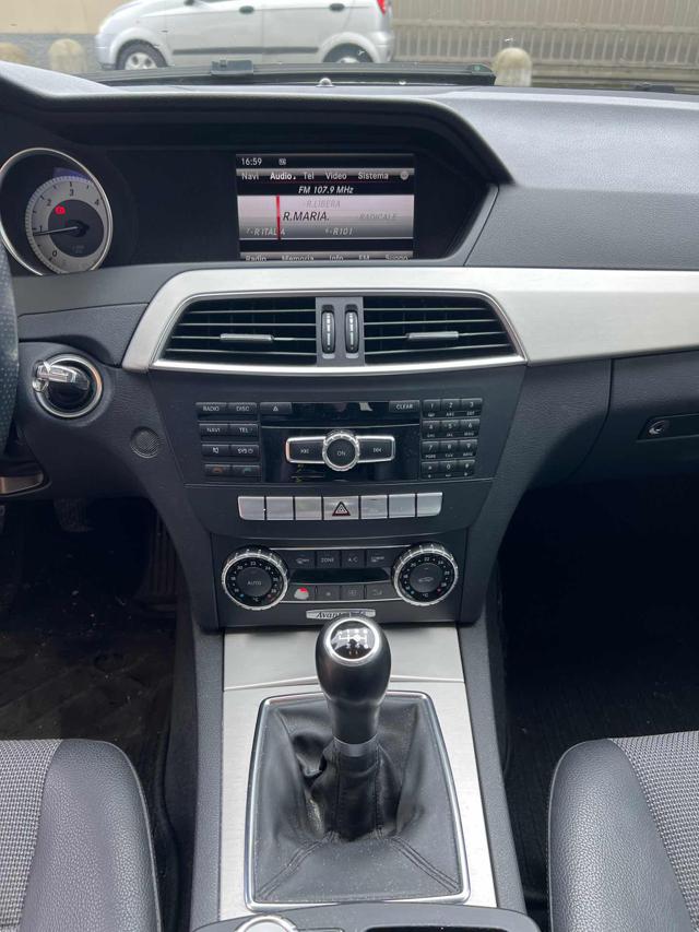MERCEDES-BENZ C 220 usata, con Chiusura centralizzata