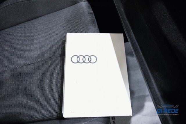 AUDI Q3 usata, con Sensori di parcheggio posteriori