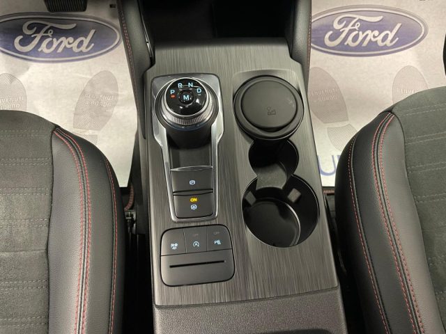 FORD Kuga usata, con USB