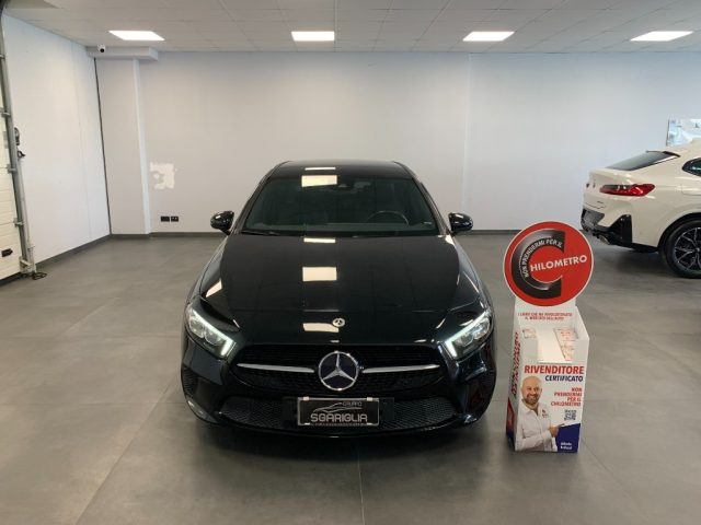 MERCEDES-BENZ A 180 usata, con Fari direzionali